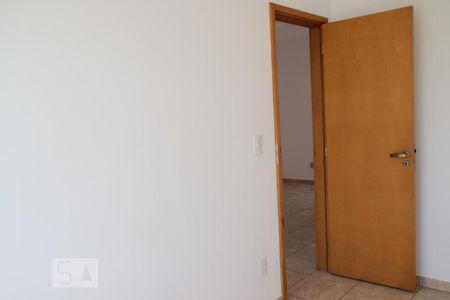 Apartamento à venda com 43m², 2 quartos e 1 vagaQuarto 2