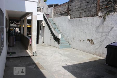 Casa à venda com 300m², 4 quartos e 5 vagasQuintal