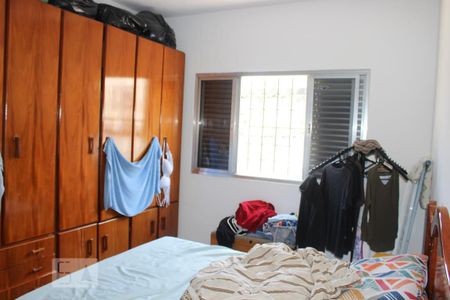 Casa à venda com 300m², 4 quartos e 5 vagasCasa 2 - Quarto