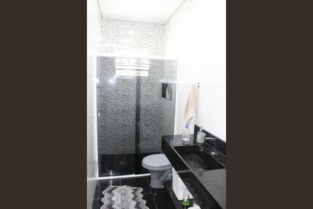 Casa à venda com 300m², 4 quartos e 5 vagasCasa 2 - Banheiro