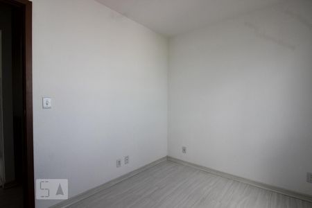 Quarto 1 de apartamento para alugar com 2 quartos, 50m² em  Jardins Mangueiral, Brasília