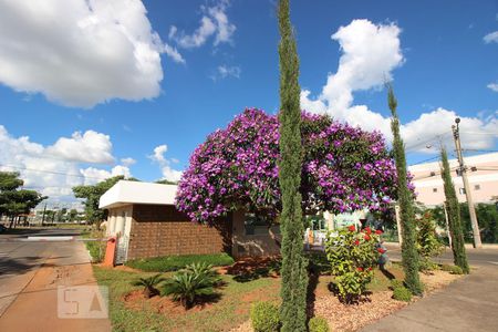 Apartamento para alugar com 50m², 2 quartos e 1 vagaFachada e portaria