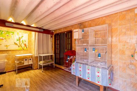 Casa à venda com 153m², 3 quartos e 3 vagas Casa à venda com 153m², 3 quartos e 3 vagasQuintal