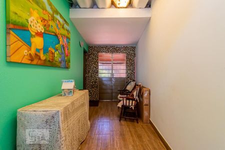 Casa à venda com 153m², 3 quartos e 3 vagas Casa à venda com 153m², 3 quartos e 3 vagasEntrada