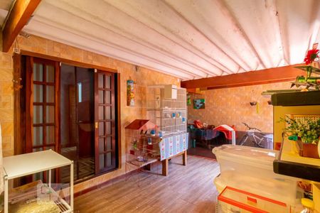 Casa à venda com 153m², 3 quartos e 3 vagas Casa à venda com 153m², 3 quartos e 3 vagasQuintal