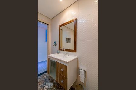 Casa à venda com 153m², 3 quartos e 3 vagas Casa à venda com 153m², 3 quartos e 3 vagasBanheiro 2