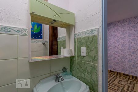 Casa à venda com 153m², 3 quartos e 3 vagas Casa à venda com 153m², 3 quartos e 3 vagasBanheiro da Suíte