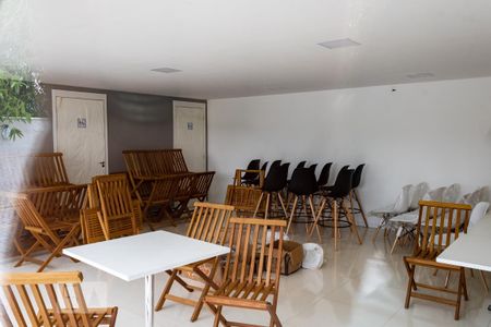 Apartamento à venda com 40m², 2 quartos e 1 vaga Apartamento à venda com 40m², 2 quartos e 1 vagaÁrea comum - Salão de festas