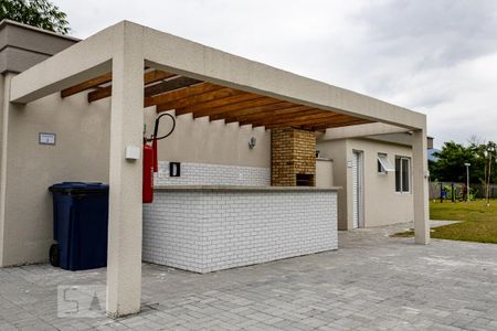 Apartamento à venda com 40m², 2 quartos e 1 vaga Apartamento à venda com 40m², 2 quartos e 1 vagaÁrea comum - Churrasqueira
