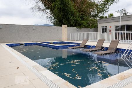 Apartamento à venda com 40m², 2 quartos e 1 vaga Apartamento à venda com 40m², 2 quartos e 1 vagaÁrea comum - Piscina