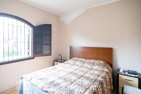 Casa à venda com 120m², 3 quartos e 3 vagasQuarto 3 - Suíte