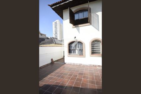 Casa para alugar com 230m², 4 quartos e 2 vagasQuintal