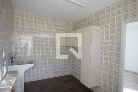 Casa para alugar com 230m², 4 quartos e 2 vagasÁrea de Serviço