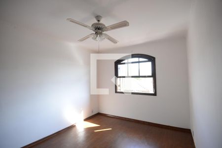 Casa para alugar com 230m², 4 quartos e 2 vagasSuíte 3