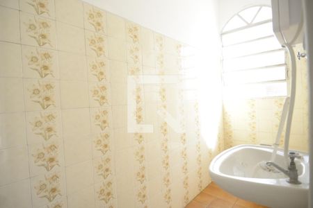 Casa para alugar com 230m², 4 quartos e 2 vagasBanheiro de Serviço