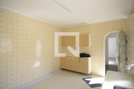 Casa para alugar com 230m², 4 quartos e 2 vagasCozinha