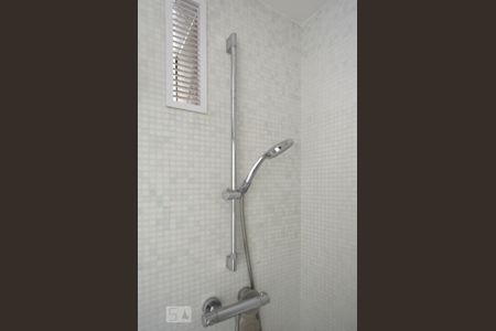 Apartamento à venda com 69m², 2 quartos e 2 vagasBanheiro