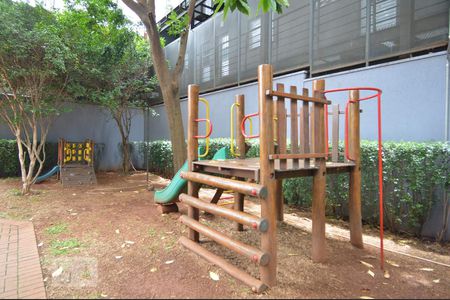 Apartamento à venda com 69m², 2 quartos e 2 vagasÁrea comum - playground