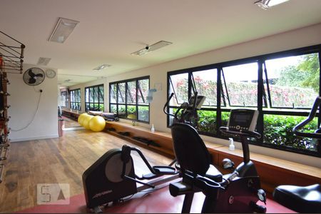 Apartamento à venda com 69m², 2 quartos e 2 vagasÁrea comum - academia