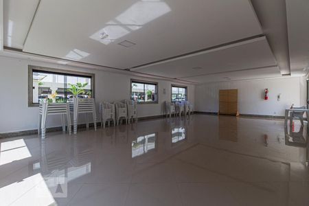 Apartamento para alugar com 50m², 2 quartos e 1 vagaÁrea comum - Salão de Festas