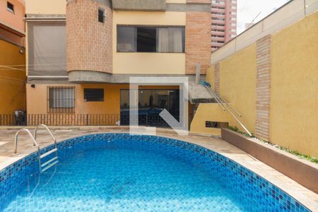 Casa à venda com 350m², 3 quartos e 4 vagasQuintal - Piscina 