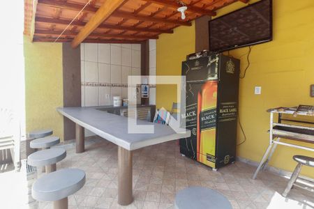 Casa à venda com 350m², 3 quartos e 4 vagasQuintal - Piscina  