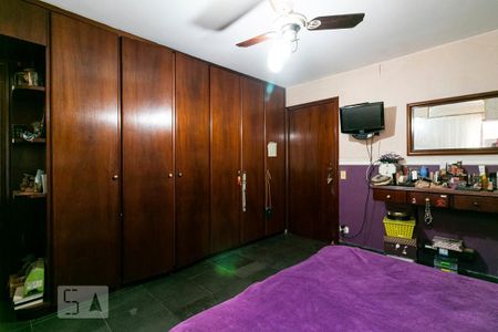 Casa à venda com 350m², 3 quartos e 4 vagasSuíte 2