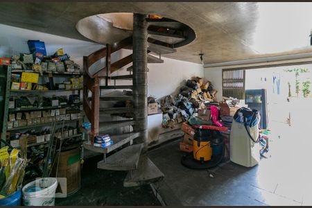Casa à venda com 350m², 3 quartos e 4 vagasGaragem