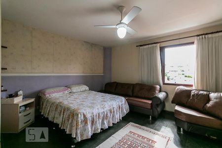 Casa à venda com 350m², 3 quartos e 4 vagasSuíte 1