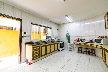 Casa à venda com 350m², 3 quartos e 4 vagasCozinha 