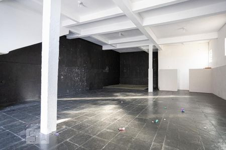 Casa à venda com 256m², 4 quartos e sem vagaSalão