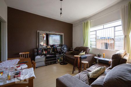 Sala de casa à venda com 4 quartos, 256m² em Jardim Roberto, Osasco