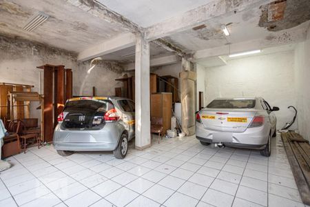 Casa à venda com 256m², 4 quartos e sem vagaSalão