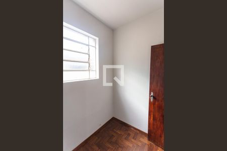 Apartamento à venda com 147m², 3 quartos e 2 vagas Apartamento à venda com 147m², 3 quartos e 2 vagasQuarto de Serviço