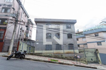 Apartamento à venda com 147m², 3 quartos e 2 vagas Apartamento à venda com 147m², 3 quartos e 2 vagasFachada