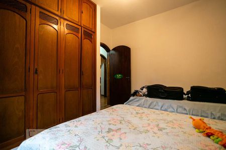 Casa à venda com 350m², 4 quartos e 8 vagasQuarto 1