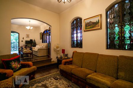 Sala de estar de casa à venda com 4 quartos, 350m² em Jardim Paraíso, São Paulo