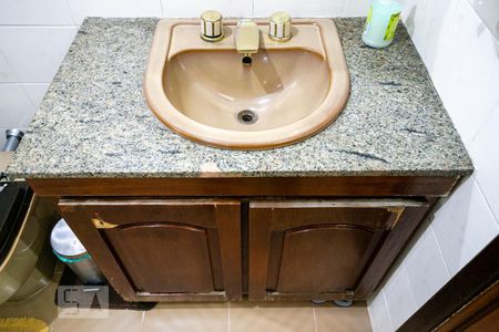 Casa à venda com 350m², 4 quartos e 8 vagasBanheiro