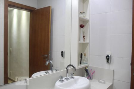 Apartamento à venda com 380m², 4 quartos e 3 vagasBanheiro - Suíte 3