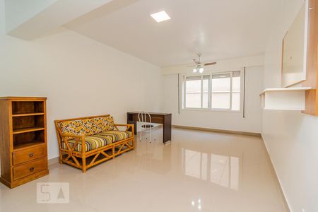 Studio para alugar com 30m², 1 quarto e sem vagaSala/Quarto