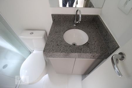 Banheiro  de kitnet/studio à venda com 1 quarto, 20m² em Perdizes, São Paulo