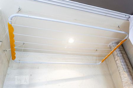 Apartamento à venda com 78m², 1 quarto e sem vagaVaral - Área de Serviço