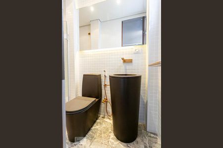 Apartamento à venda com 78m², 1 quarto e sem vagaBanheiro