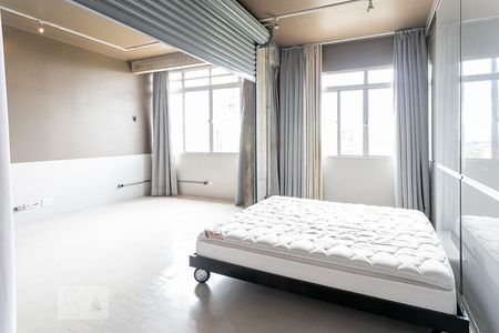 Apartamento à venda com 78m², 1 quarto e sem vagaSuite