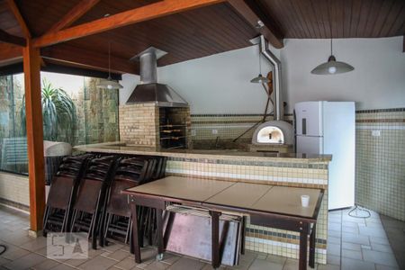 Apartamento para alugar com 190m², 4 quartos e 4 vagasÁrea comum - Churrasqueira