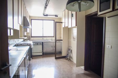 Apartamento para alugar com 190m², 4 quartos e 4 vagasCozinha