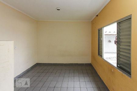 Suite de casa para alugar com 1 quarto, 50m² em Vila Ivone, São Paulo