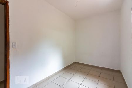 Quarto 1 de casa para alugar com 2 quartos, 85m² em Vila Osasco, Osasco