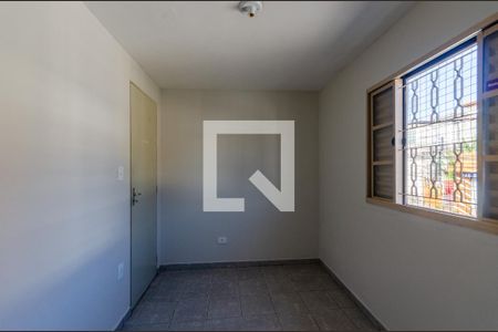 Quarto 2 de casa para alugar com 2 quartos, 55m² em Jardim Almanara, São Paulo