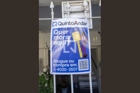 Casa para alugar com 55m², 2 quartos e sem vaga Casa para alugar com 55m², 2 quartos e sem vagaFachada
